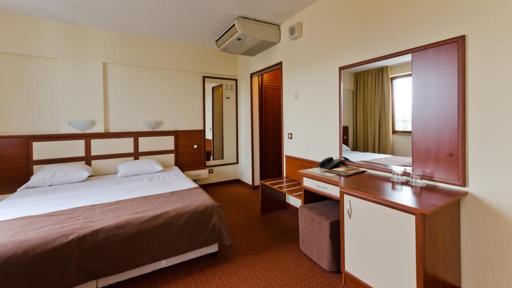 Nadejda Hotel Σόφια Εξωτερικό φωτογραφία