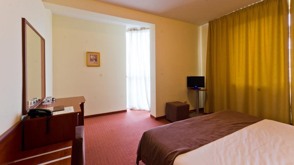 Nadejda Hotel Σόφια Εξωτερικό φωτογραφία