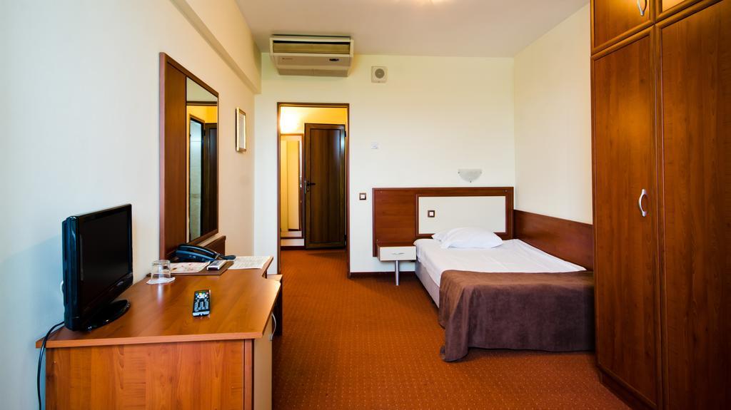 Nadejda Hotel Σόφια Εξωτερικό φωτογραφία