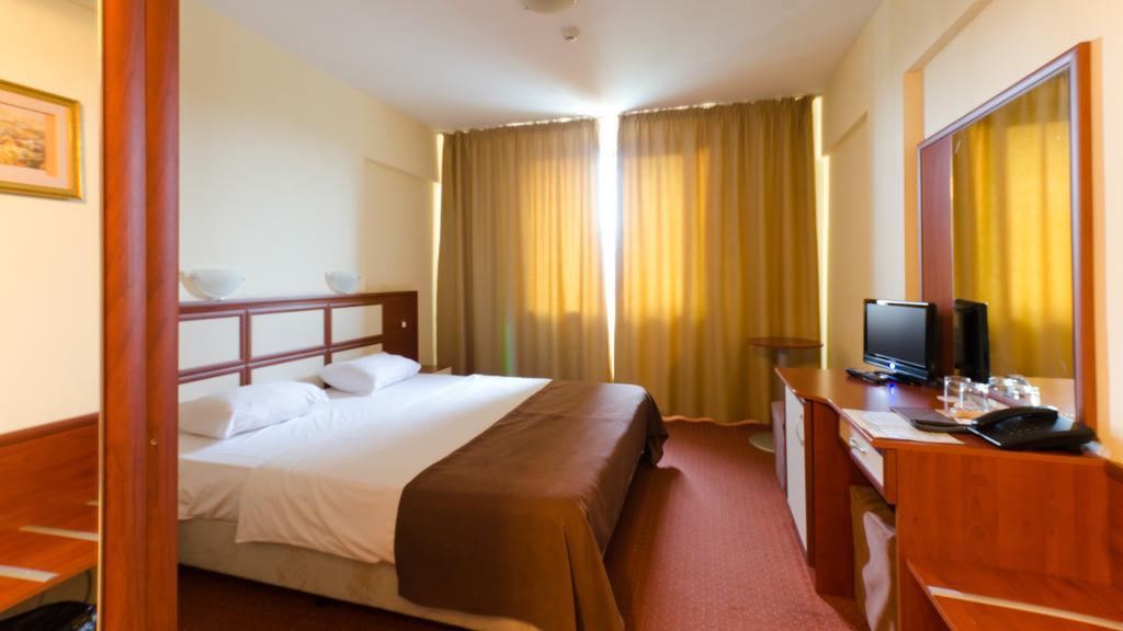 Nadejda Hotel Σόφια Εξωτερικό φωτογραφία