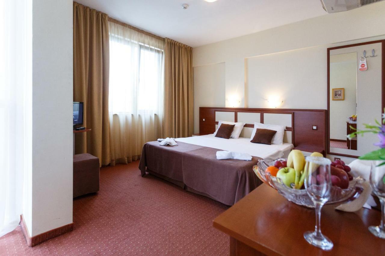 Nadejda Hotel Σόφια Εξωτερικό φωτογραφία