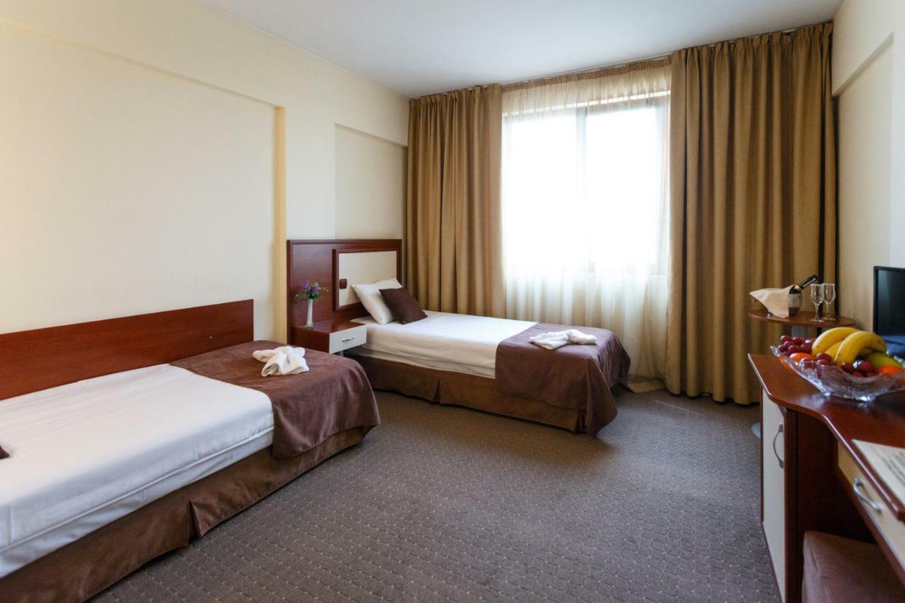 Nadejda Hotel Σόφια Εξωτερικό φωτογραφία